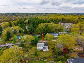 20 Bonney Lane, Dedham MA 02026