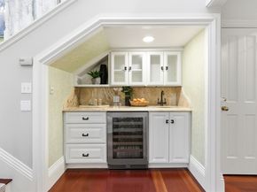 1 Croftdale Rd, Newton MA 02464
