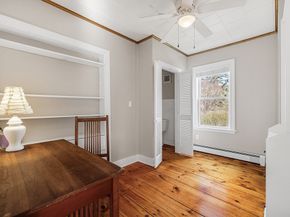 85 Bailey Rd, Holden MA 01520