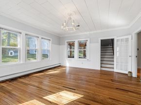 85 Bailey Rd, Holden MA 01520