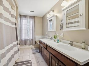 8 Alstead Path, Millbury MA 01527