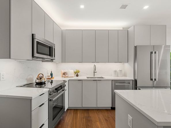 1515 Commonwealth Ave 603, Boston MA 02135