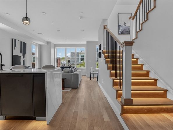 54 Dorset Street 6, Boston MA 02125