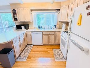 399 Pond St D1, Braintree MA 02184