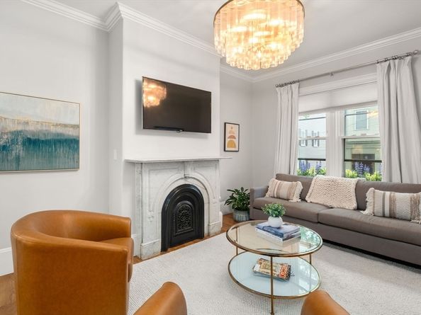 2 Lexington St, Boston MA 02129