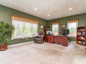 2 Macintyre Dr, North Reading MA 01864