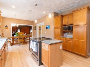 2 Macintyre Dr, North Reading MA 01864