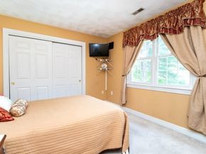 2 Macintyre Dr, North Reading MA 01864
