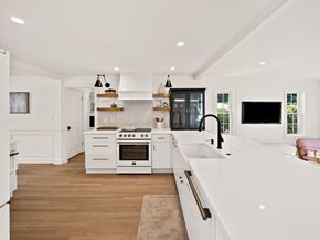 5 Leroy Road, Lexington MA 02421
