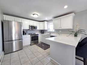 27 Middlesex Ave, Worcester MA 01604