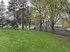 31 Columbus Rd, Woburn MA 01801