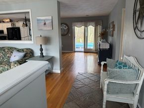 31 Columbus Rd, Woburn MA 01801