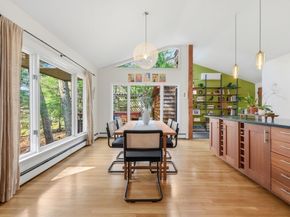 30 Volunteer Way, Lexington MA 02420