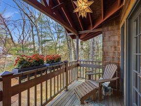 30 Volunteer Way, Lexington MA 02420