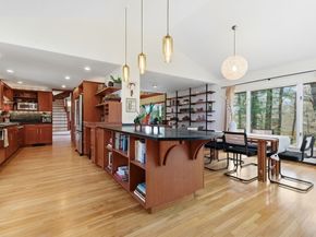 30 Volunteer Way, Lexington MA 02420