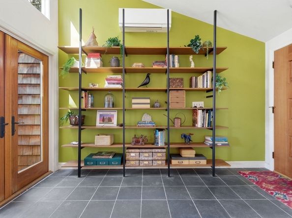 30 Volunteer Way, Lexington MA 02420