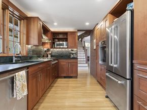 30 Volunteer Way, Lexington MA 02420