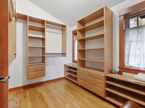 30 Volunteer Way, Lexington MA 02420