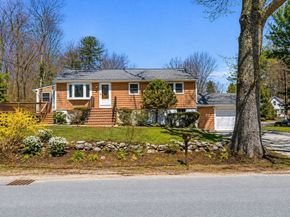 83 Thurlow St, Georgetown MA 01833