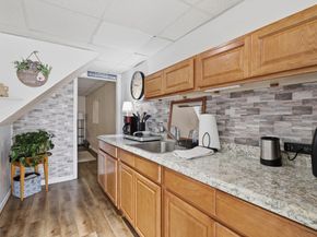 32 Malburn Street, Leominster MA 01453