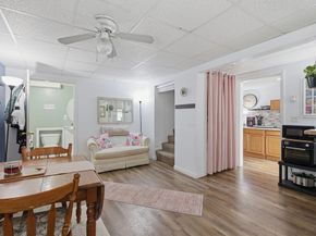 32 Malburn Street, Leominster MA 01453