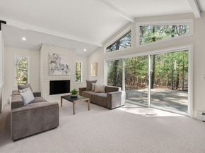 6 Briggs Pond Way, Sharon MA 02067