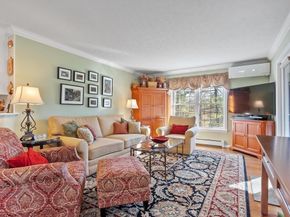 40 Longwood Dr, Lunenburg MA 01462