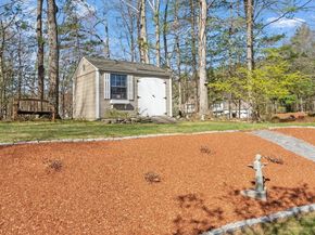 40 Longwood Dr, Lunenburg MA 01462