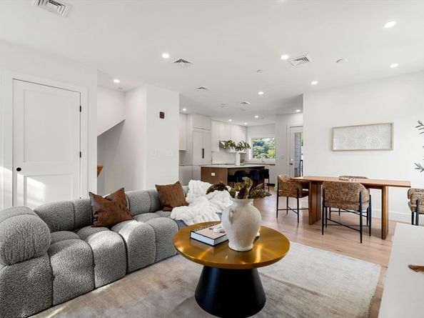 14 Elm Street 14, Newton MA 02465