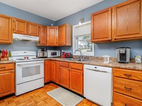 15 Central St, Ashburnham MA 01430