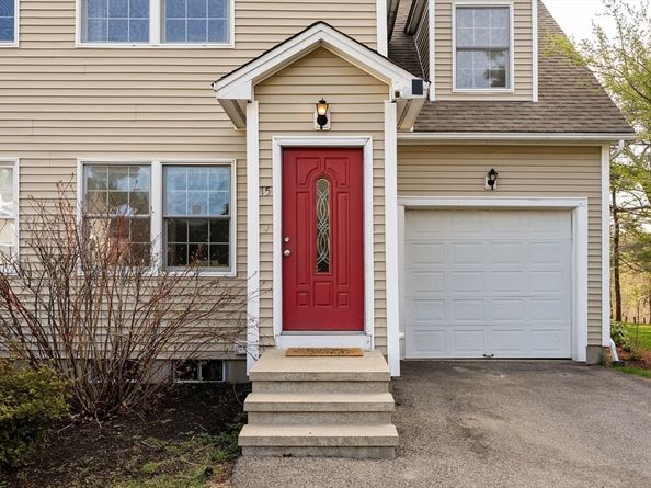 15 Carver Square Blvd 15, Carver MA 02330