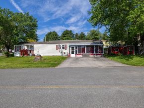 1 First Street, Sturbridge MA 01566