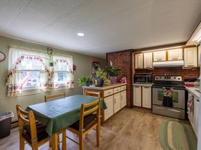 1 First Street, Sturbridge MA 01566