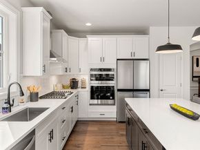 530 West Street 1, Walpole MA 02081