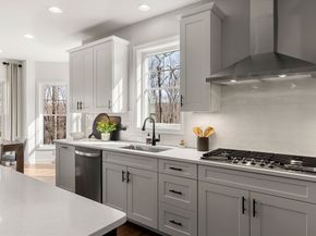 530 West Street 1, Walpole MA 02081