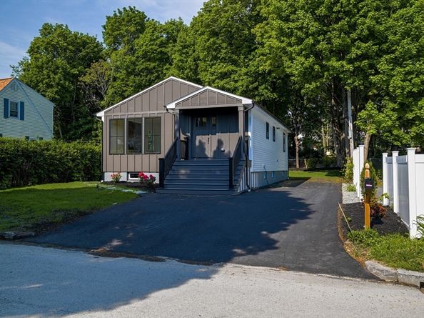 10 Ashwood Street, Worcester MA 01604
