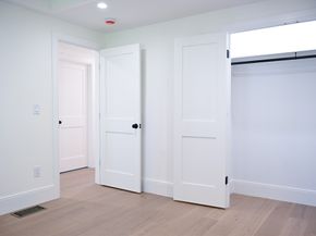 10 Ashwood Street, Worcester MA 01604