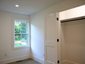 10 Ashwood Street, Worcester MA 01604