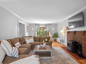 18 Pickwick Road, Marblehead MA 01945