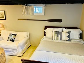 18 Pickwick Road, Marblehead MA 01945