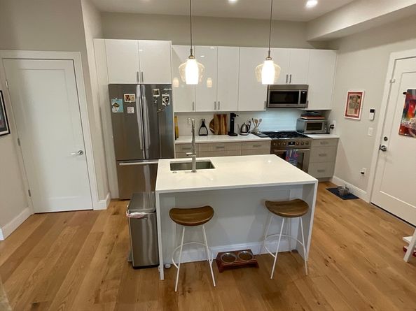 106 Forest Hills St 101, Boston MA 02130