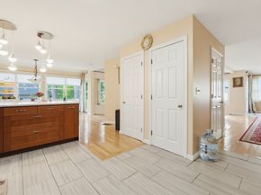 81 Arrowhead Cir 81, Ashland MA 01721