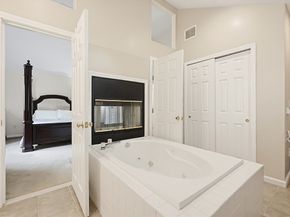 81 Arrowhead Cir 81, Ashland MA 01721