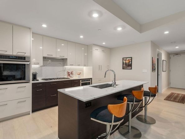 110 Broad St 303, Boston MA 02110