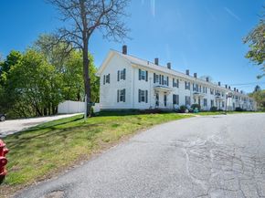 11 Sampson St. 11, Grafton MA 01560