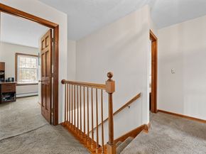 39 Hillside Dr, Sturbridge MA 01566