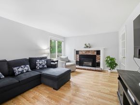 11 Scenic Drive, Worcester MA 01602
