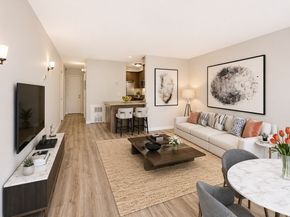 200 Swanton St 303, Winchester MA 01890