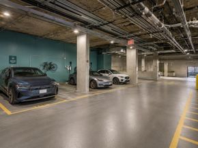 180 Telford 613, Boston MA 02135