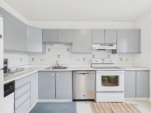 3920 Mystic Valley Pkwy 118, Medford MA 02155
